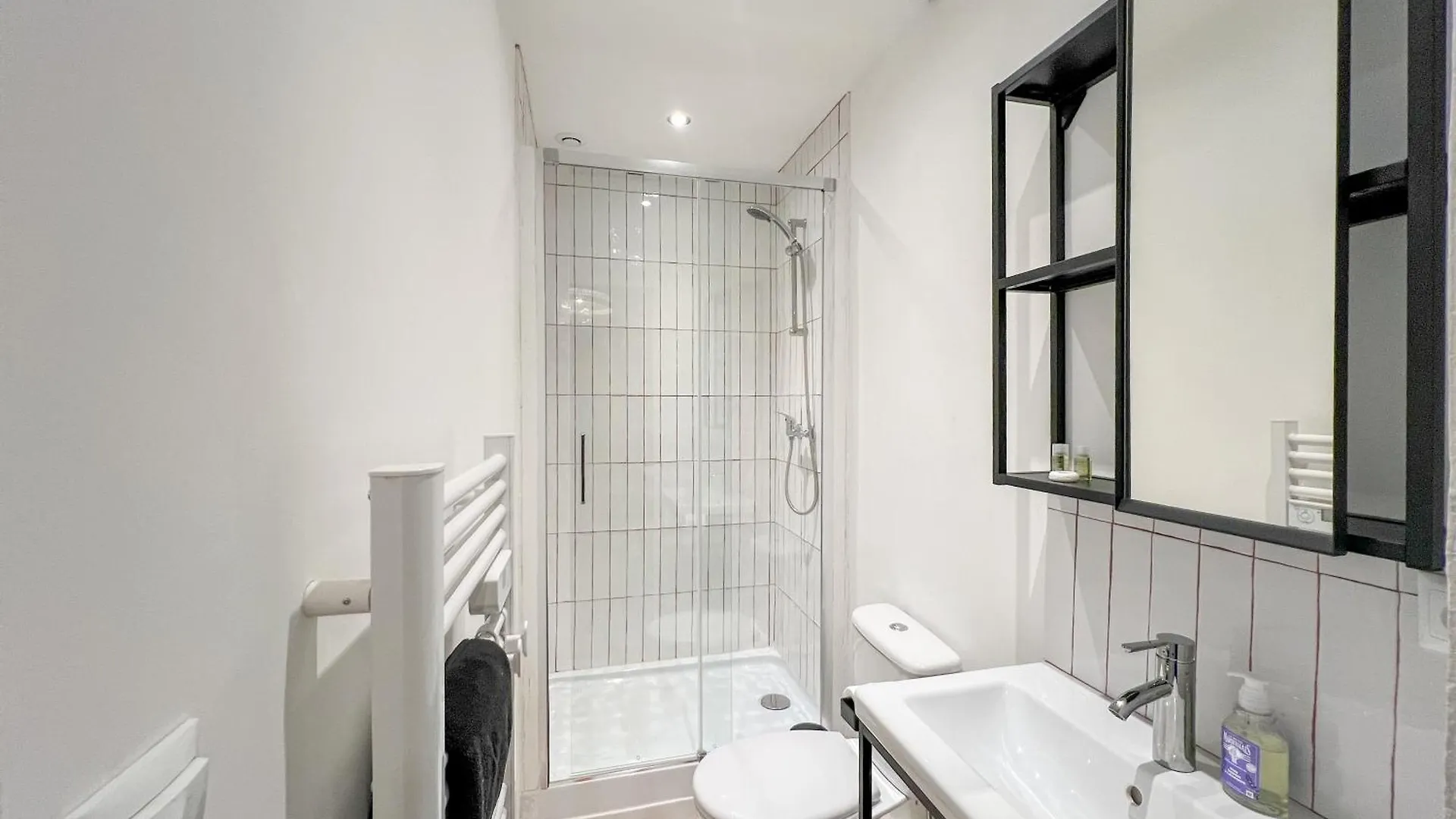 Apartment Le Mourillon - Rue Lamalgue - 4 Couchages - 200 Metres Des Plages - Wifi Toulon