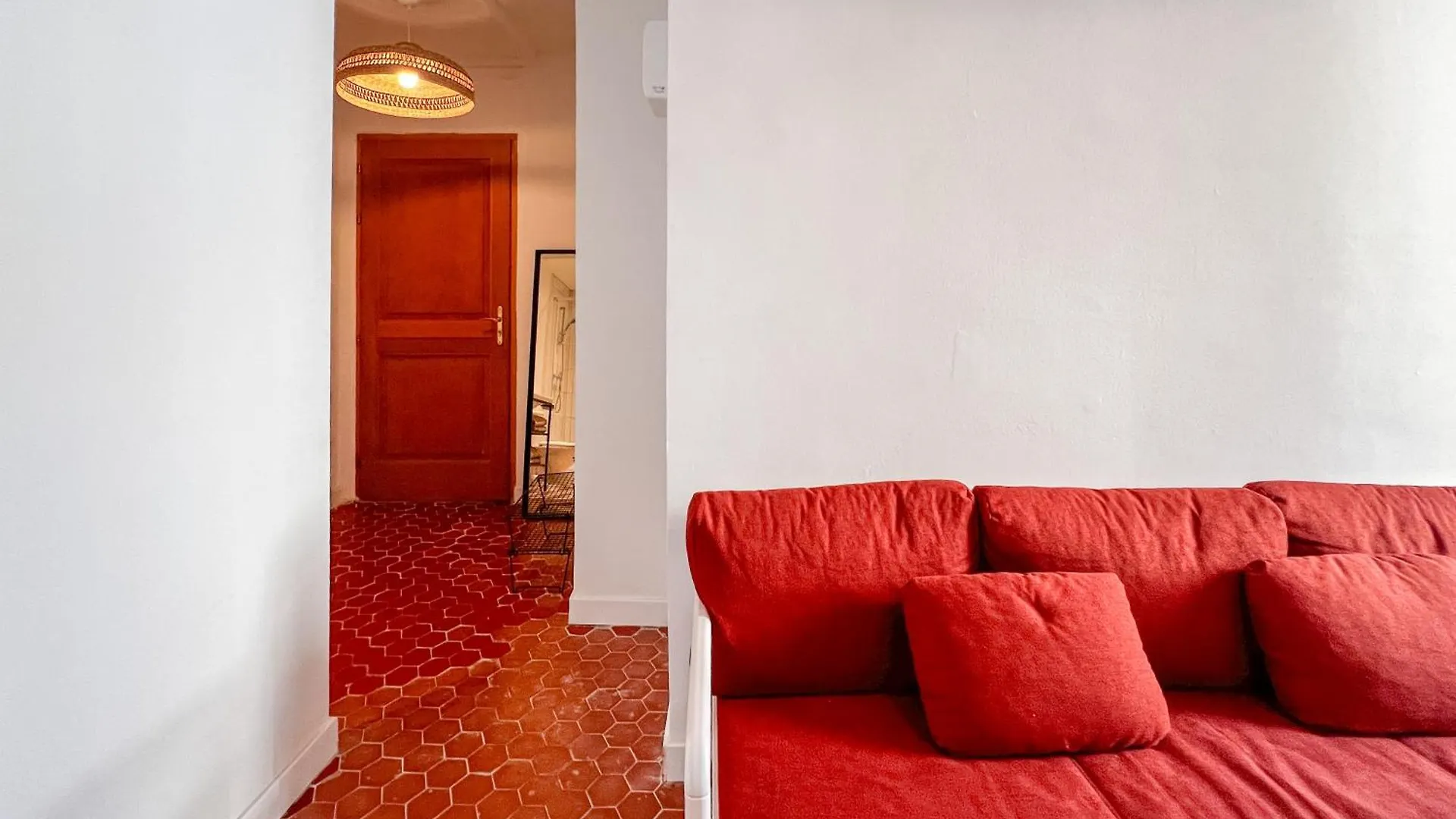 Le Mourillon - Rue Lamalgue - 4 Couchages - 200 Metres Des Plages - Wifi Toulon 0*,